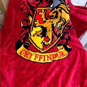 Harry Potter Gryffindor Red Throw Blanket